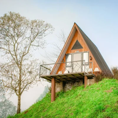 Bromelia Resort glamping and wooden cabins