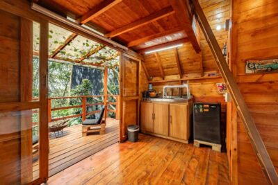 Cabaña en la Naturaleza con Jacuzzi – Santa Elena