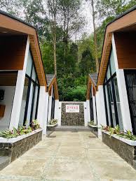 Diyanis Glamping Sekipan Waterfall and Temple Retreat