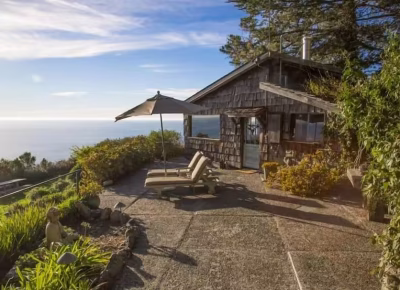 Oceanfront Romantic Big Sur Cottage