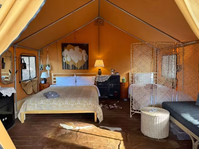 Tent 03 – Overlook w/ocean view