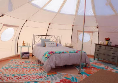 The Bend – Shabby Chic Glamping