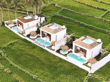 Woywoy Escape Bukian – Adults Only